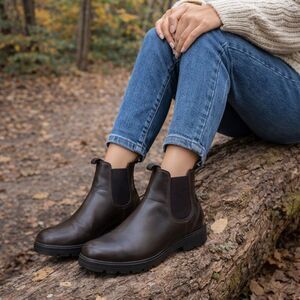 Aquatherm Insulated Water Resistant Leather Chelsea Boots